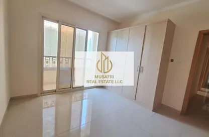 شقة - 3 غرف نوم - 3 حمامات للايجار في مبنى مويلح - مويلح - الشارقة