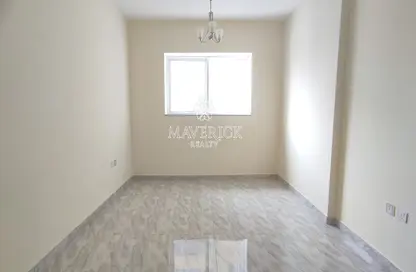 Empty Room image for: Apartment - 1 Bedroom - 1 Bathroom for rent in New Al Taawun Road - Al Taawun - Sharjah, Image 1