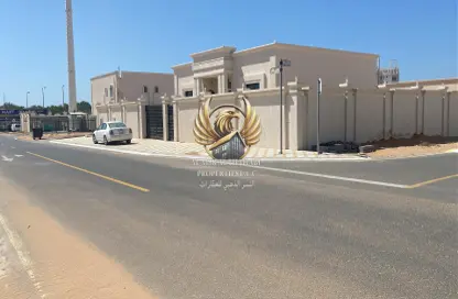 فيلا - 3 غرف نوم - 3 حمامات للايجار في الرفاع - رأس الخيمة
