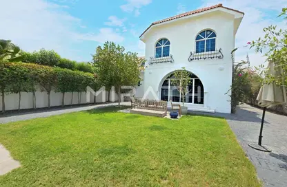 Villa - 4 Bedrooms - 4 Bathrooms for rent in Umm Suqeim 2 Villas - Umm Suqeim 2 - Umm Suqeim - Dubai