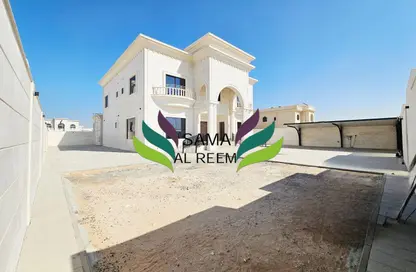 Villa - 5 Bedrooms - 7 Bathrooms for rent in Mushrif Park - Dubai