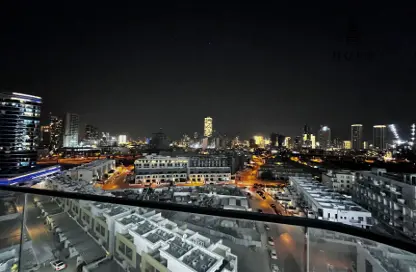 Apartment - 2 Bedrooms - 3 Bathrooms for rent in Binghatti LUNA - Jumeirah Village Circle - Dubai