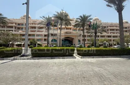 Apartment - 4 Bedrooms - 4 Bathrooms for sale in Kempinski Palm Residence - The Crescent - Palm Jumeirah - Dubai