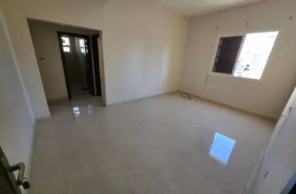 Apartment - 1 Bedroom - 1 Bathroom for rent in Al Alia Tower - Al Khan - Sharjah