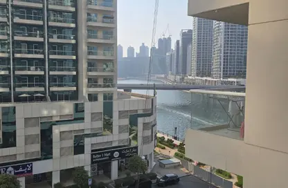 Apartment - 1 Bedroom - 1 Bathroom for rent in Mayfair Tower - Business Bay - Dubai