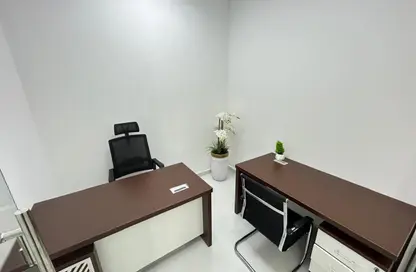Office Space - Studio - 1 Bathroom for rent in Red Avenue - Al Garhoud - Dubai