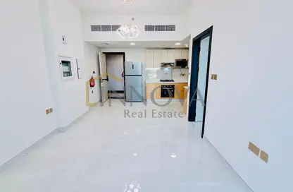 شقة - غرفة نوم - 1 حمام للايجار في سكايز من دانوب - ارجان - دبي