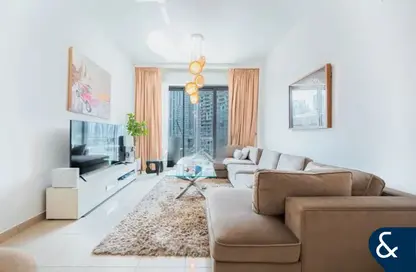 Apartment - 1 Bedroom - 2 Bathrooms for sale in Standpoint Towers - Downtown Dubai - Dubai