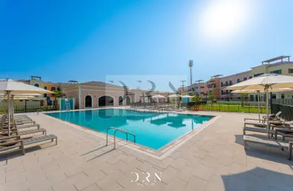 Pool image for: Villa - 4 Bedrooms - 6 Bathrooms for rent in Sur La Mer - La Mer - Jumeirah - Dubai, Image 1