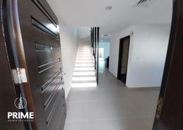 Villa - 2 bedrooms - 3 bathrooms for rent in Contemporary Style - Al Reef Villas - Al Reef - Abu Dhabi