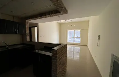 Apartment - 2 Bedrooms - 3 Bathrooms for rent in Dana Tower - Jumeirah Village Circle - Dubai