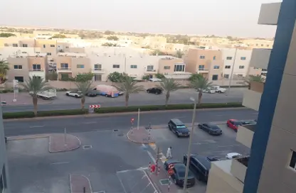 شقة - 2 غرف نوم - 2 حمامات للايجار في برج 12 - الريف داون تاون - مشروع الريف - أبوظبي