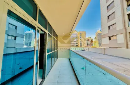 Apartment - 1 Bedroom - 2 Bathrooms for rent in Jumeirah Garden City - Al Satwa - Dubai