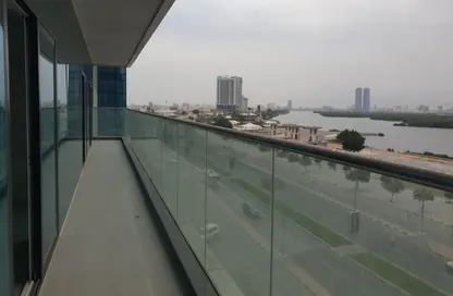شقة - 2 غرف نوم - 3 حمامات للايجار في Al Naeem Twin Tower - دفن الخور - رأس الخيمة