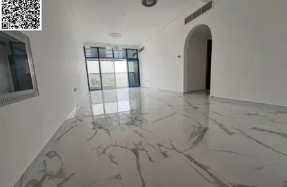 Apartment - 2 Bedrooms - 2 Bathrooms for rent in Gate Tower 1 - Musheiref - Ajman