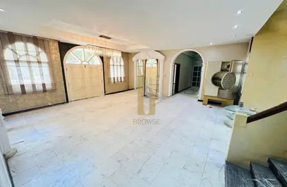 Apartment - 7+ Bedrooms - 7+ Bathrooms for rent in Jumeirah 1 Villas - Jumeirah 1 - Jumeirah - Dubai