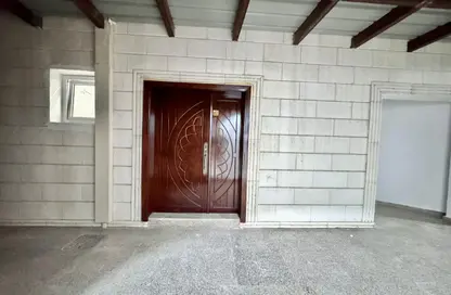Apartment - Studio - 1 Bathroom for rent in Shakhbout City - Abu Dhabi
