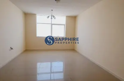 Apartment - 3 Bedrooms - 3 Bathrooms for rent in Al Khan Lagoon - Al Khan - Sharjah