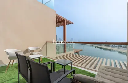 Apartment - Studio - 1 Bathroom for rent in Palm Views West - Palm Views - Palm Jumeirah - Dubai