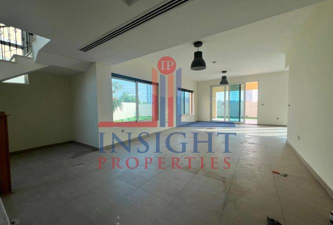 16063236 - صورة العقار 3