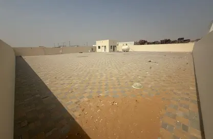Warehouse - Studio - 1 Bathroom for rent in Al Sajaa Industrial - Al Sajaa - Sharjah