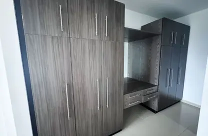 Apartment - 2 Bedrooms - 2 Bathrooms for rent in Tower 11 - Al Reef Downtown - Al Reef - Abu Dhabi