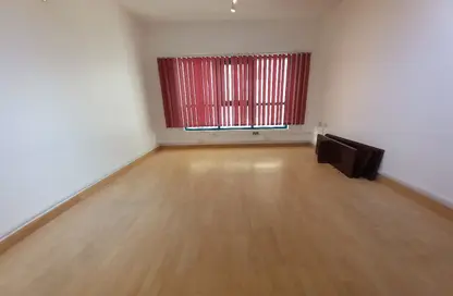 Office Space - Studio - 2 Bathrooms for rent in Al Garhoud Residences - Al Garhoud - Dubai