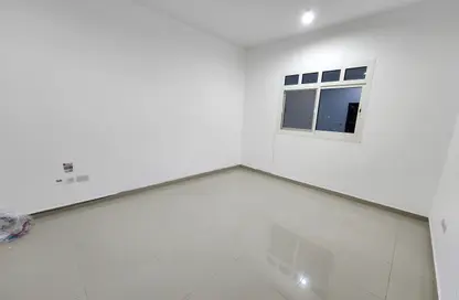 Apartment - Studio - 1 Bathroom for rent in Mohamed Bin Zayed Centre - Mohamed Bin Zayed City - Abu Dhabi