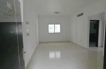 شقة - غرفة نوم - 2 حمامات للايجار في مبنى جيباس 3 - الراشدية 2 - الراشدية - عجمان