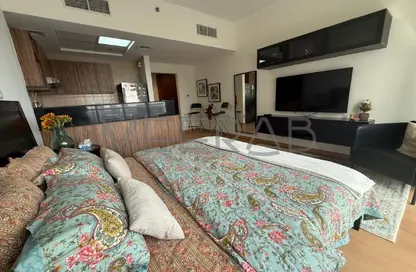 Apartment - Studio - 1 Bathroom for rent in Burj Al Nujoom - Downtown Dubai - Dubai