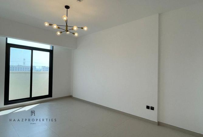 15884665 - صورة العقار 2