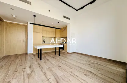 شقة - غرفة نوم - 2 حمامات للايجار في أوكلي سكوير ريزيدنس - منطقة 11 - قرية الجميرا سركل - دبي