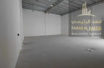 مستودع - استوديو - 1 حمام للايجار في أم الثعوب - أم القيوين