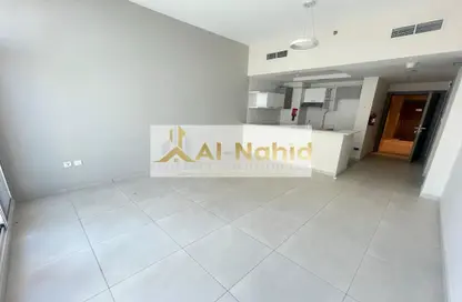 Empty Room image for: Apartment - 1 Bedroom - 2 Bathrooms for rent in Arjan - Dubai, Image 1