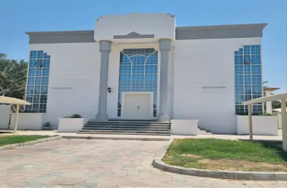Villa - 5 Bedrooms - 5 Bathrooms for rent in Falaj Hazzaa - Al Ain