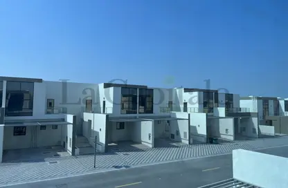 تاون هاوس - 3 غرف نوم - 4 حمامات للايجار في سينسز - المنطقة 11 - مدينة الشيخ محمد بن راشد - دبي