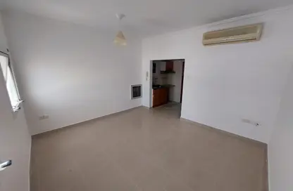 Apartment - Studio - 1 Bathroom for rent in Al Rashidiya 1 - Al Rashidiya - Ajman
