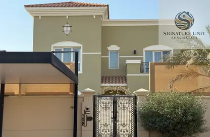 Villa - 4 Bedrooms - 6 Bathrooms for rent in Oud Al Muteena - Dubai