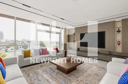 Apartment - 4 Bedrooms - 2 Bathrooms for rent in Building 22 - CityWalk Residential - City Walk - Dubai