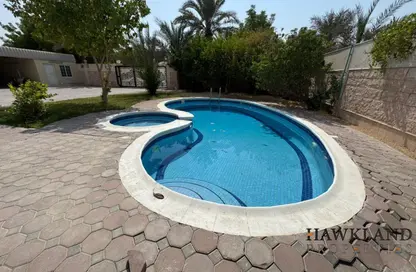 Villa - 6 Bedrooms - 6 Bathrooms for rent in Al Barsha 2 - Al Barsha - Dubai