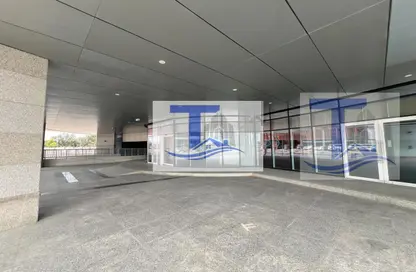 Shop - Studio for rent in Mina Road - Tourist Club Area - Abu Dhabi