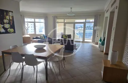 Apartment - 3 Bedrooms - 4 Bathrooms for rent in Al Das - Shoreline Apartments - Palm Jumeirah - Dubai