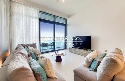 Living Room image for: Apartment - 2 Bedrooms - 3 Bathrooms for rent in Beach Vista - EMAAR Beachfront - Dubai Harbour - Dubai, Image 1