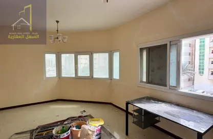 Apartment - 1 Bedroom - 1 Bathroom for rent in Sohool Building - Al Butina - Sharjah