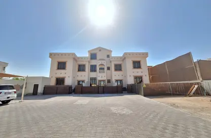 Villa - 4 Bedrooms - 5 Bathrooms for rent in Mohamed Bin Zayed Centre - Mohamed Bin Zayed City - Abu Dhabi