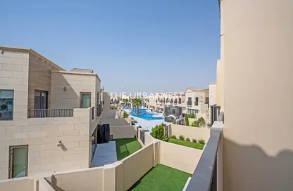 تاون هاوس - 3 غرف نوم - 4 حمامات للايجار في ياسمين لين - منطقة الجولف بالجميرا - دبي