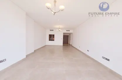 Empty Room image for: Apartment - 2 Bedrooms - 4 Bathrooms for rent in Airport Road Area - Al Garhoud - Dubai, Image 1