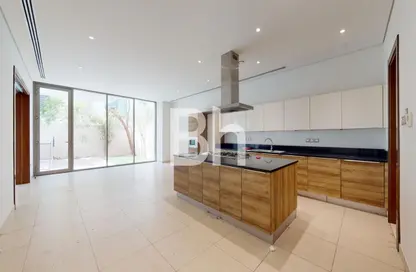 Villa - 5 Bedrooms - 6 Bathrooms for rent in Umm Suqeim 3 Villas - Umm Suqeim 3 - Umm Suqeim - Dubai