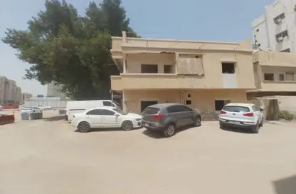 فيلا - 5 غرف نوم - 3 حمامات للبيع في مساكن كورنيش عجمان - طريق كورنيش عجمان - عجمان