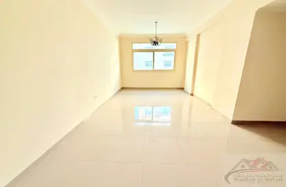 شقة - 2 غرف نوم - 2 حمامات للايجار في بناية مويليح 29 - مويلح - الشارقة